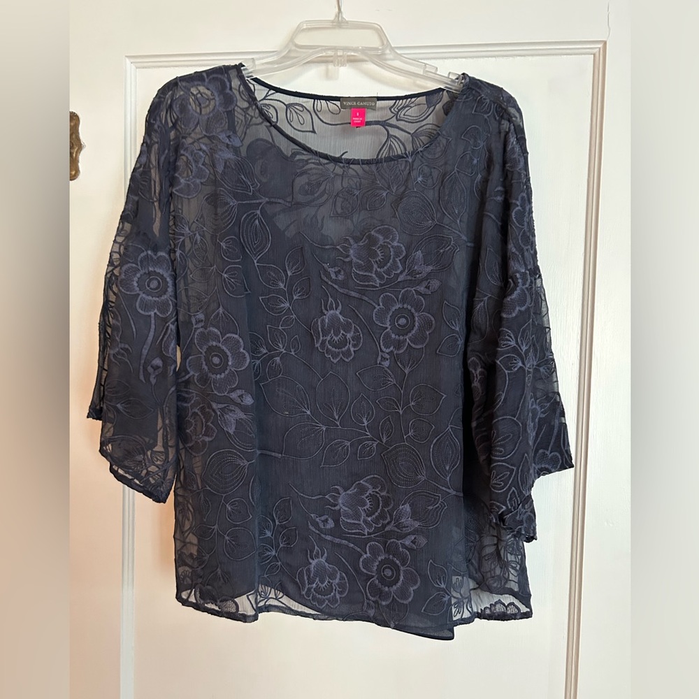Vince Camuto navy lace top with camisole size S